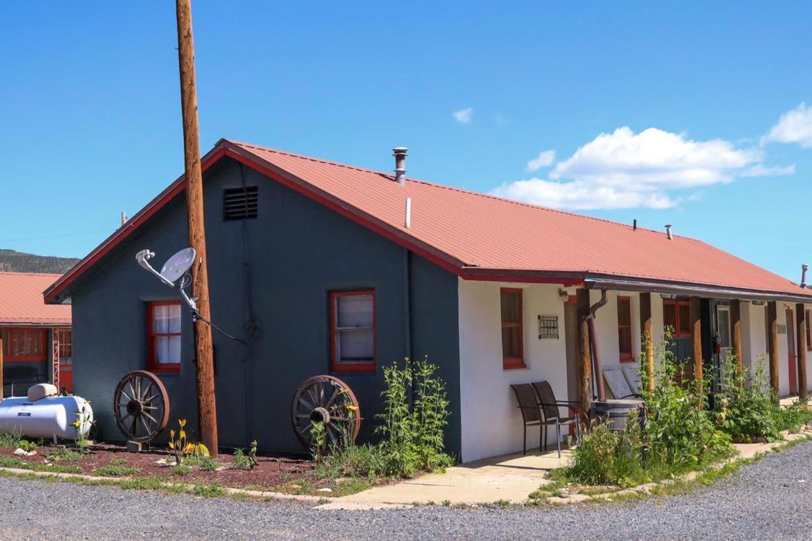 Hikers Cimarron Inn & Rv Park Exterior foto